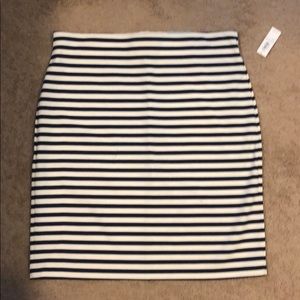 NWT navy and white striped skirt old navy